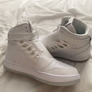 High top Jordan’s